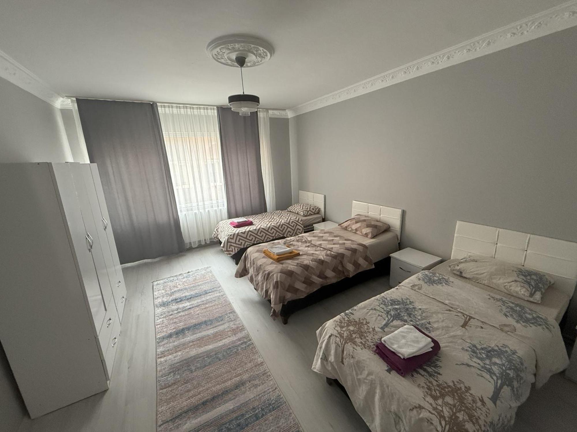 Only For Families Apartment Istanboel Buitenkant foto