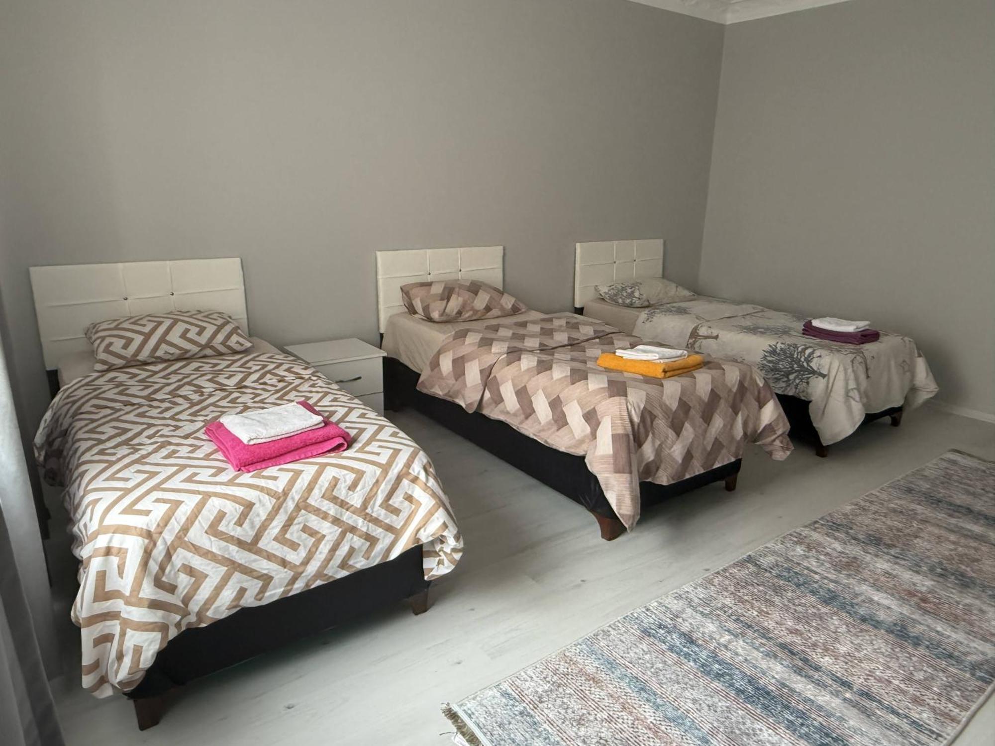 Only For Families Apartment Istanboel Buitenkant foto