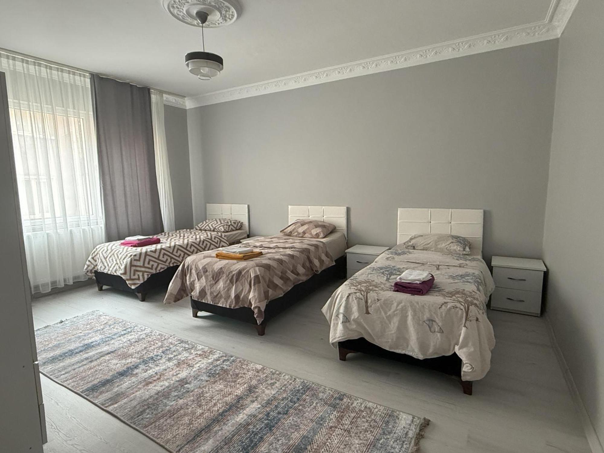 Only For Families Apartment Istanboel Buitenkant foto